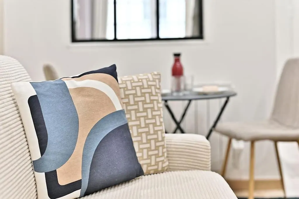 Apartment Appartement Central Place De La Nation Paris