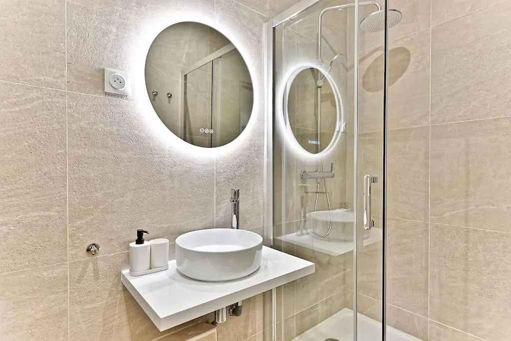 Apartment Appartement Central Place De La Nation Paris