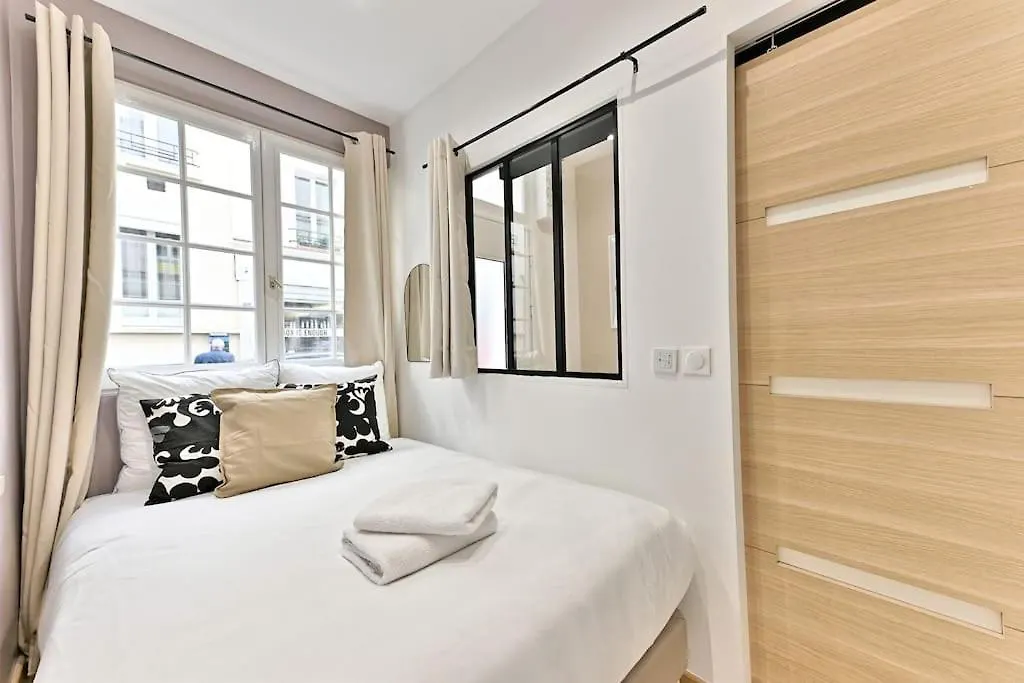 Appartement Central Place De La Nation Paris Apartment